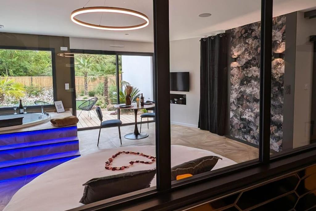 Les Suites Du Payre - Suite Passion Talmont-Saint-Hilaire Exterior foto
