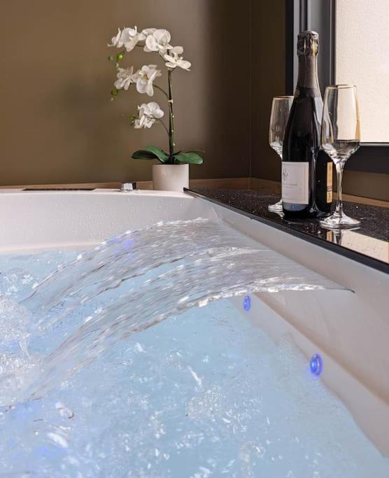 Les Suites Du Payre - Suite Passion Talmont-Saint-Hilaire Exterior foto